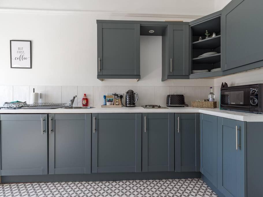 Longsands Beach, 4, Apartment