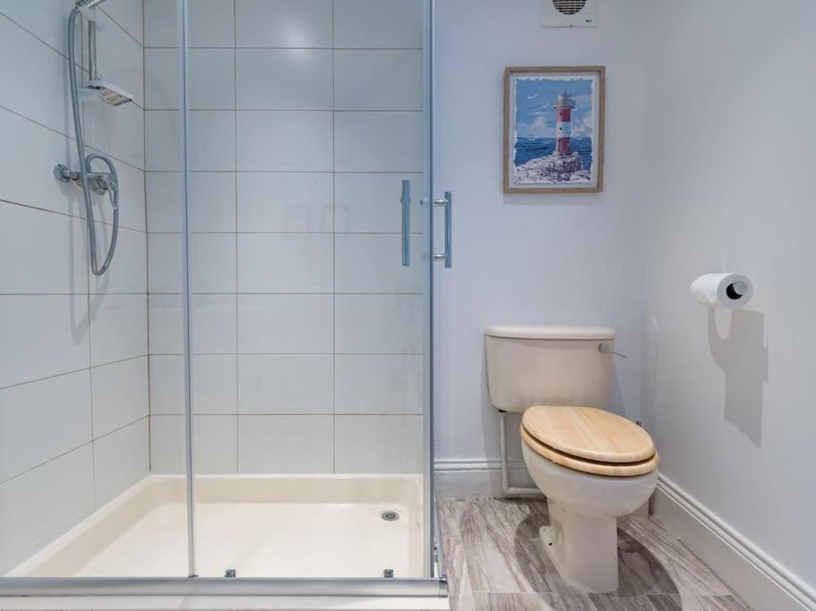 Longsands Beach, 4, Apartment