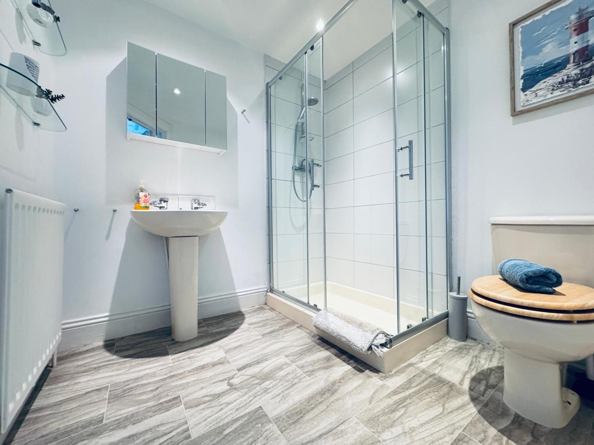 Longsands Beach, 4, Apartment